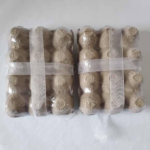 2 cartons of foam speckled eggs - Picture 8 of 9